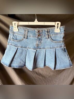 JUICY COUTURE Denim Mini Skirt Pleated Pockets Zipper Y2K 2000s Size 0